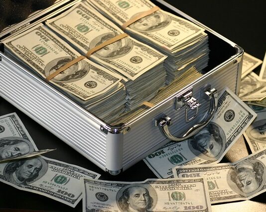 Ile zarabia szef kuchni w 5 gwiazdkowym hotelu?